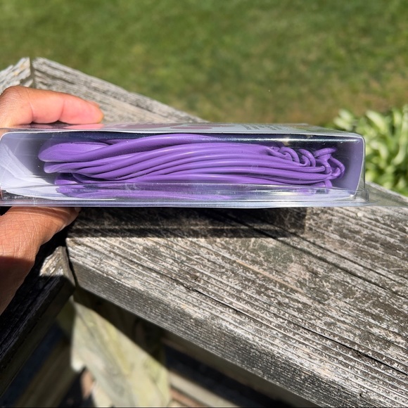 🐾 PawZ Rubber Dog Boots – Purple | Size Large | Reusable & Waterproof - Picture 3 of 3